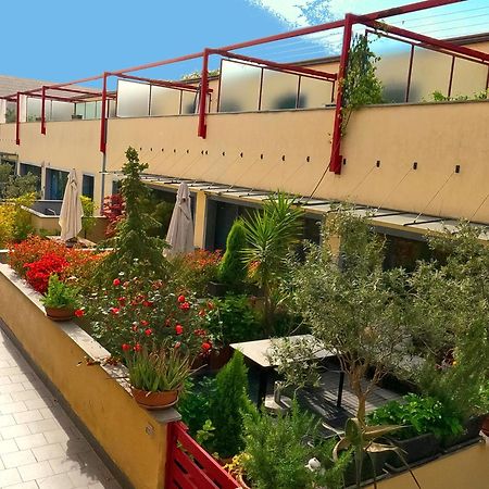 L' Appartamento Sul Naviglio Milão Exterior foto